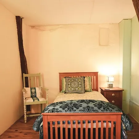 Michouat D'hotes Bed & Breakfast 4*