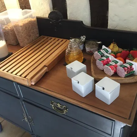 Alojamento de Acomodação e Pequeno-almoço Michouat D'hotes 4*