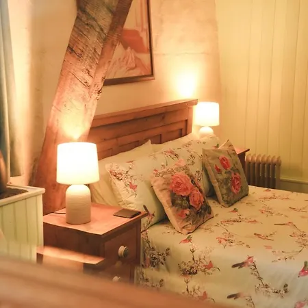 Bed & Breakfast Michouat D'hotes *