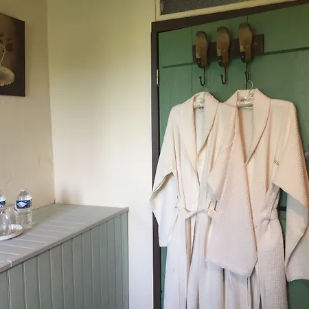 住宿加早餐酒店 Michouat D'hotes Vidou